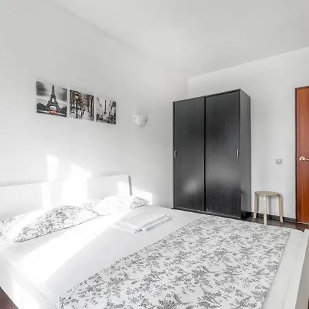 Aris Apartments Apartment